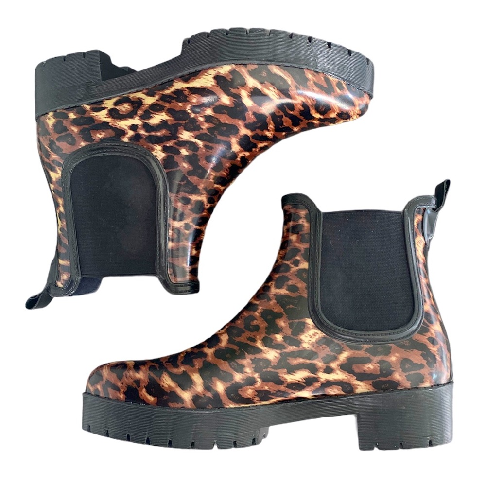 Jeffrey Campbell CloudyV Rain Boots
**NWOB!!! // (NEVER worn)**